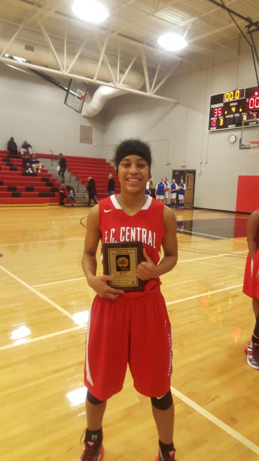 D4G1 East Chicago Central's Jenasae Bishop