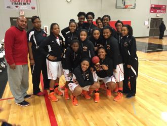 Southfield Lathrup pulls away from East Chicago Central 51-33